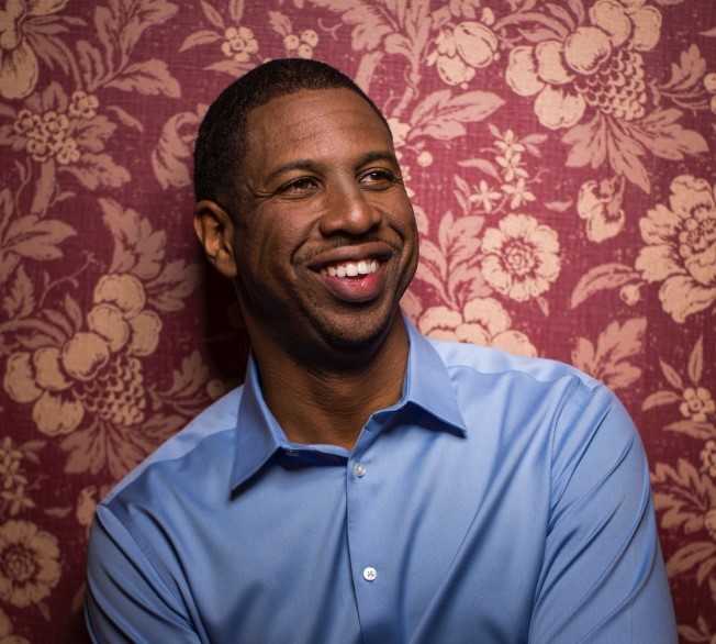 headshot of Dr. Hakeem Oluseyi 