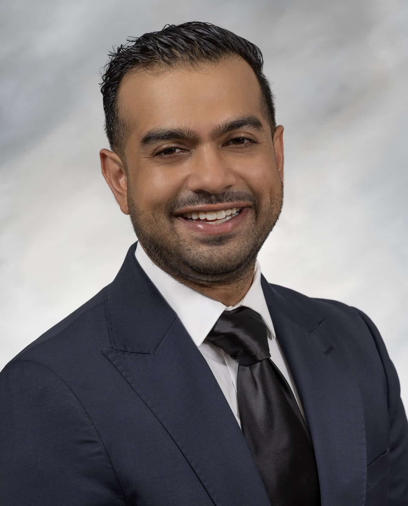 Abhinav Krishnan headshot