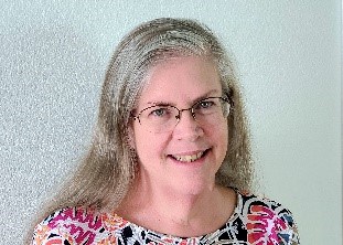 headshot of Elizabeth Amundson