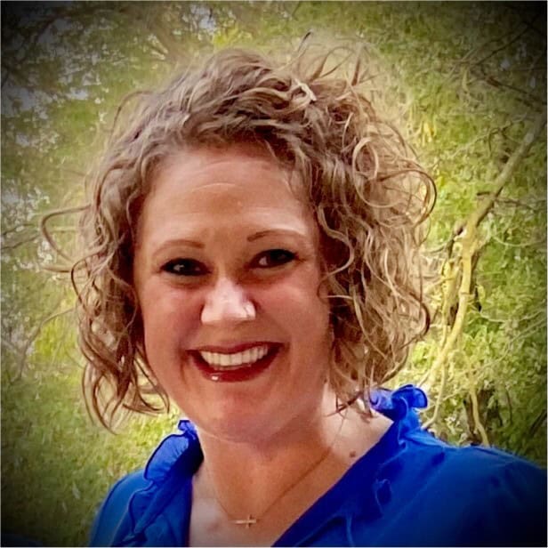 photo of amy carlson