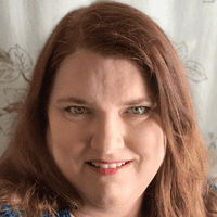 Photo of Laura Clark.
