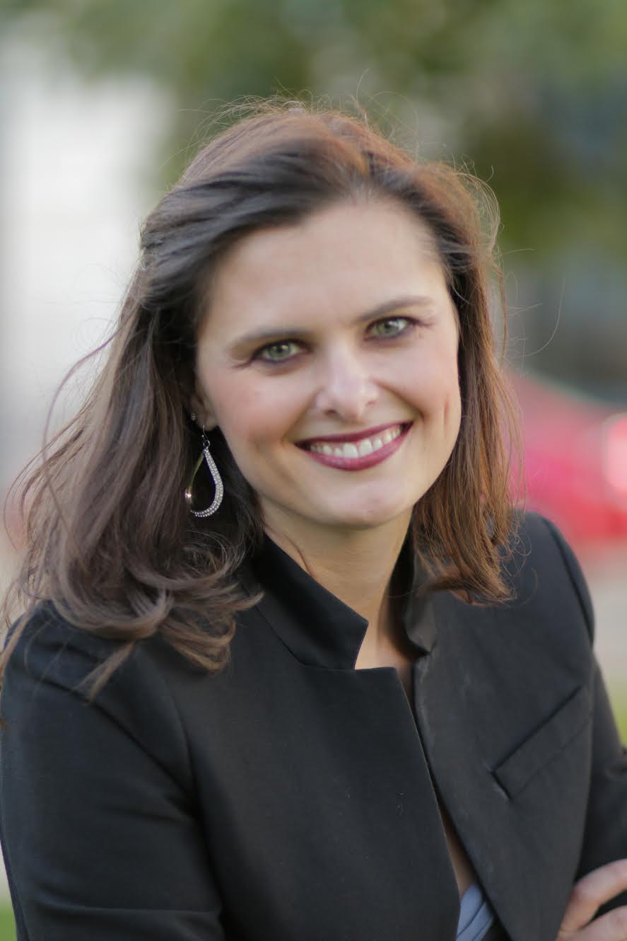 headshot of Holly Duckworth
