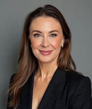 photo of lisa kivin