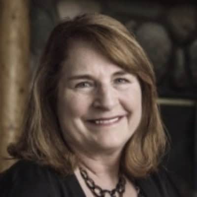 headshot of Pam Horne