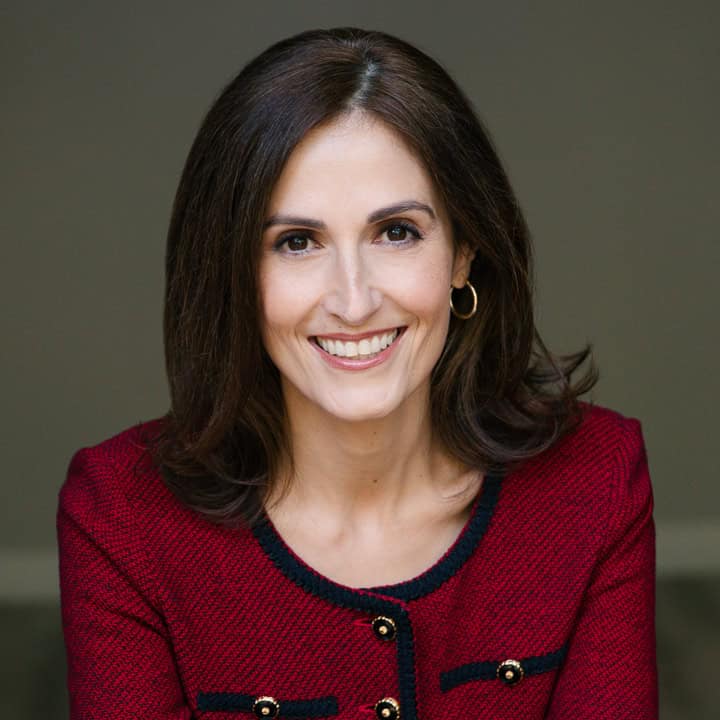 Photograph of SEM Closing Speaker Dr. Victoria Soto