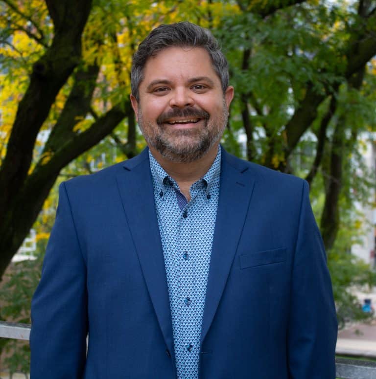 Headshot of Will Lipske